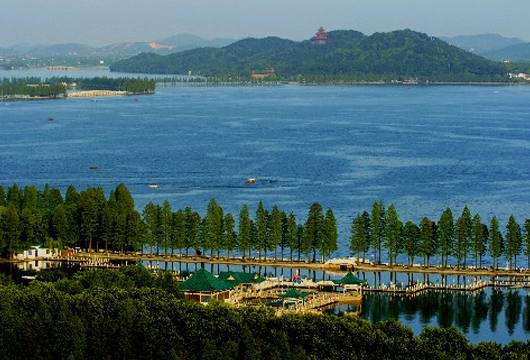 武漢東湖景區(qū)預(yù)制泵站及供水 武漢東湖景區(qū)預(yù)制泵站及供水